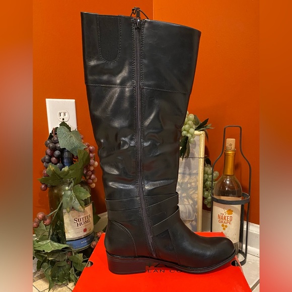 Boots - Picture 2 of 2